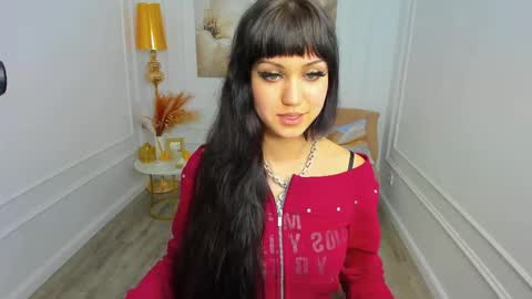 tiffanyyoun online show from April 2026 06:32:02 PM