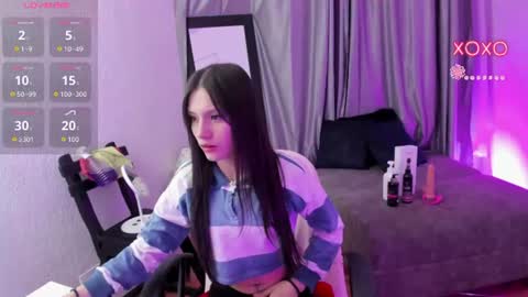 Snapshot of tiinajonus_ chatting on June 2026 04:44:01 AM tiinajonus_ online show from June 2026 04:44:01 AM
