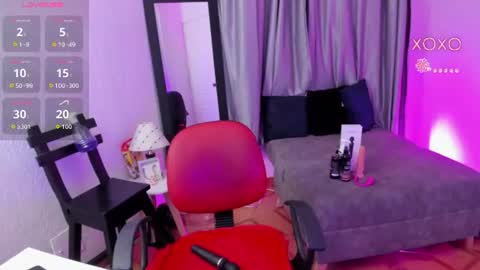 Snapshot of tiinajonus_ chatting on June 2026 04:01:01 AM tiinajonus_ online show from June 2026 04:01:01 AM