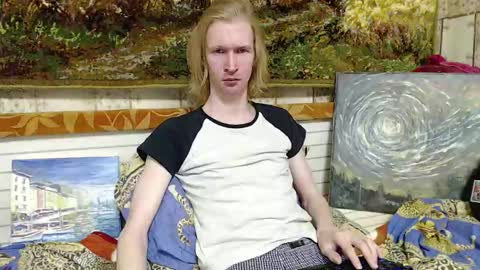 Snapshot of tima_drunk chatting on December 2024 01:28:01 PM Timofey online show from December 2024 01:28:01 PM