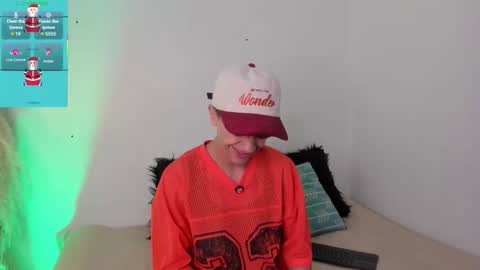 Timothy 21 years old online show from December 2025 07:51:01 PM