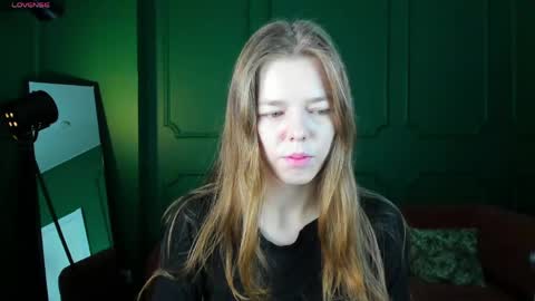 tina_tayllor__ online show from March 2026 08:42:01 PM