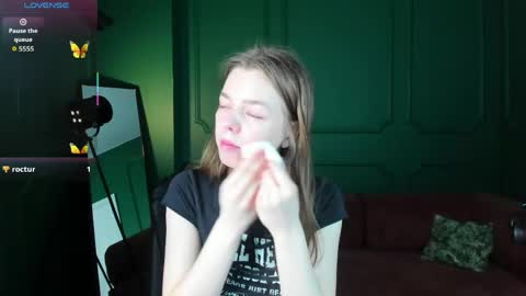 tina_tayllor__ online show from March 2026 09:26:02 PM