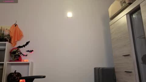 Tina Angel online show from October 2025 05:44:02 PM