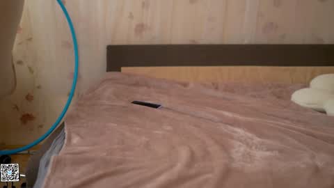 Lyssa     online show from January 2025 12:40:02 PM