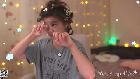 Lyssa     online show from February 2025 01:50:01 PM