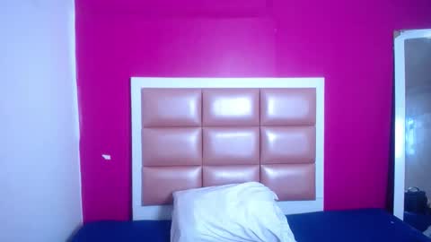 tiny_sarah1 online show from February 2026 07:39:02 AM