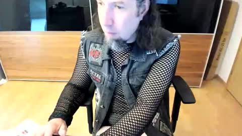 Tirolerboy27 online show from April 2026 08:19:02 AM