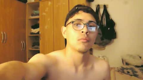 tobiasg974 online show from October 2025 11:05:01 PM