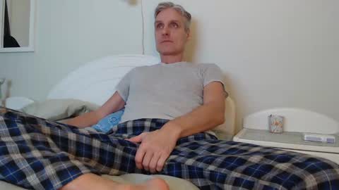 Daniel Bisexual uncut 20cm online show from February 2025 03:39:02 PM