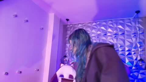 toky         online show from December 2025 02:38:01 AM