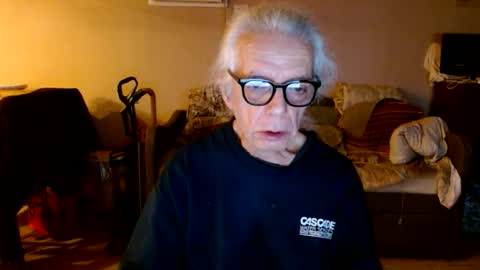 Snapshot of tom112292014 chatting on December 2025 01:46:02 AM tom112292014 online show from December 2025 01:46:02 AM