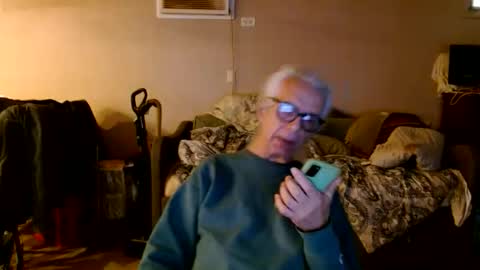 Snapshot of tom112292014 chatting on January 2026 05:39:01 PM tom112292014 online show from January 2026 05:39:01 PM