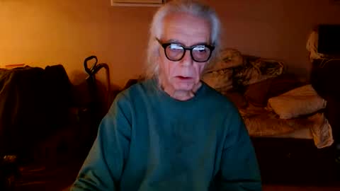 Snapshot of tom112292014 chatting on February 2026 02:16:01 AM tom112292014 online show from February 2026 02:16:01 AM