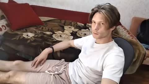 Tom Elmo online show from October 2025 11:02:01 PM