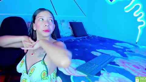 Tom natasha online show from November 2025 07:04:02 PM