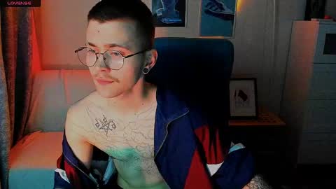 tomas_norton online show from April 2026 08:42:02 PM