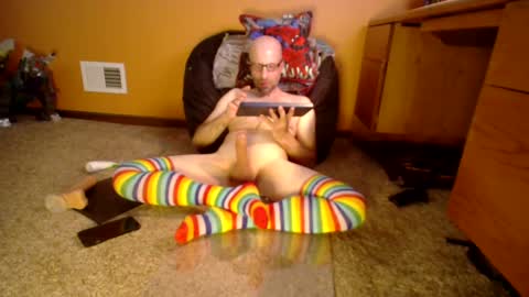 TomBomb13 online show from September 2025 04:17:01 PM