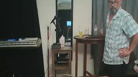 sirmuggsalot online show from July 2026 01:40:01 AM