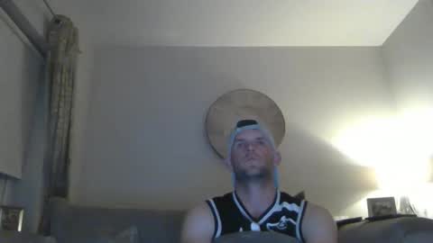 tommietommie123 online show from May 2026 10:19:01 PM