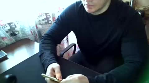 Snapshot of tommy_li_2 chatting on January 2025 08:32:02 AM Tommi Li online show from January 2025 08:32:02 AM