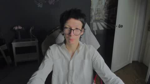 tommy_stars online show from April 2026 08:33:01 PM