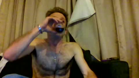 Snapshot of tommyandtomara chatting on May 2026 09:42:01 PM tommyandtomara online show from May 2026 09:42:01 PM