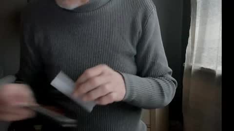 Tom online show from December 2024 03:04:02 PM