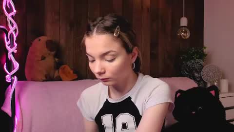 Melissa online show from June 2026 08:43:02 PM