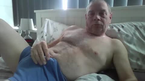 tonygib1962 online show from April 2026 11:25:02 AM