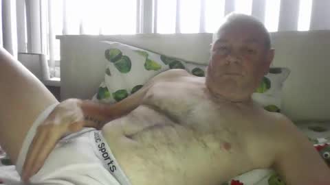 tonygibbson62 online show from December 2025 09:04:01 AM