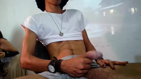 Enzo Moretti online show from November 2025 12:38:02 AM