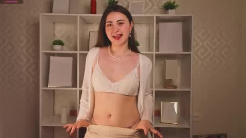 Mari online show from April 2026 03:07:02 PM