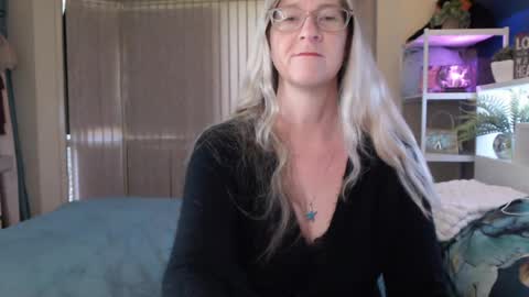 Snapshot of total_aussie_milfs chatting on July 2026 11:18:01 PM Milly online show from July 2026 11:18:01 PM