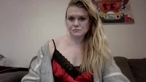 tough_as_scars online show from November 2025 12:43:01 AM