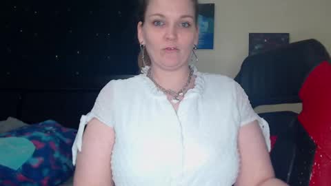 Lilly Miss Mistress Goddess Maam Queen Boss online show from January 2025 10:51:01 AM