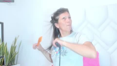 CLEO online show from April 2026 07:44:01 PM