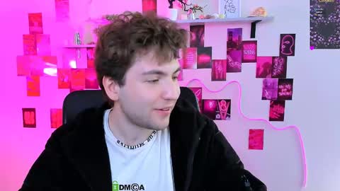 Travis online show from May 2026 08:54:01 AM