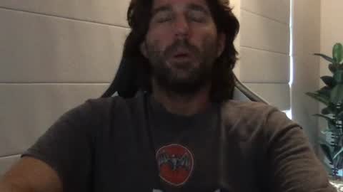 TravisKenn online show from April 2026 11:45:02 AM