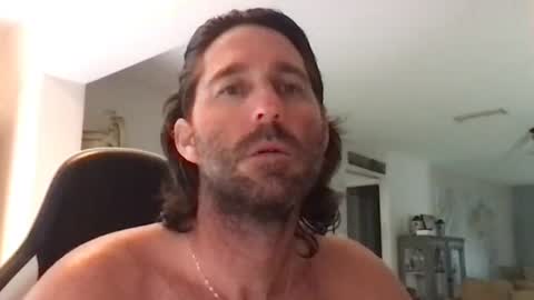 TravisKenn online show from June 2026 07:03:02 PM