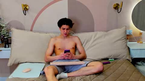 travisrivas online show from February 2026 02:46:01 PM