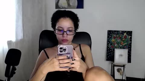 Emily online show from January 2026 07:39:01 PM