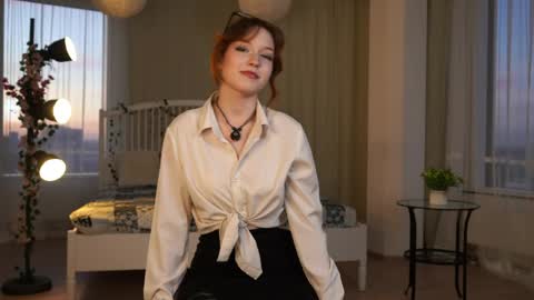 Hello im Rose 3 online show from April 2026 03:06:01 PM