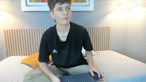 Snapshot of trevor_mob chatting on June 2026 02:16:02 PM trevor_mob online show from June 2026 02:16:02 PM