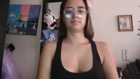 triana_bell online show from March 2026 04:14:01 PM