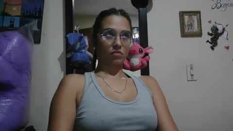 triana_bell online show from April 2026 02:51:02 AM