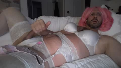 triciawu22 online show from March 2026 03:21:01 AM