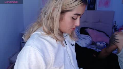 trinitych_ online show from April 2026 04:43:02 AM