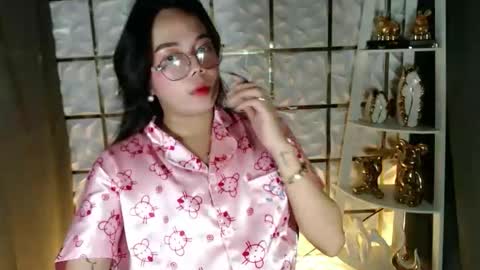 trixie_foxslut online show from April 2026 11:52:02 AM