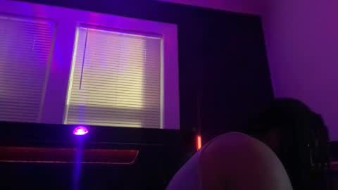 Snapshot of trmdstrong chatting on March 2026 05:44:01 AM Trmdstrong online show from March 2026 05:44:01 AM